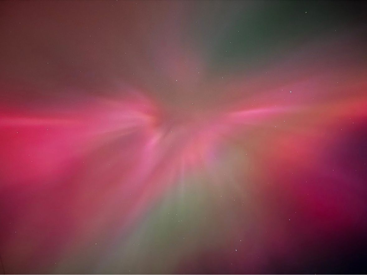 The aurora corona overhead